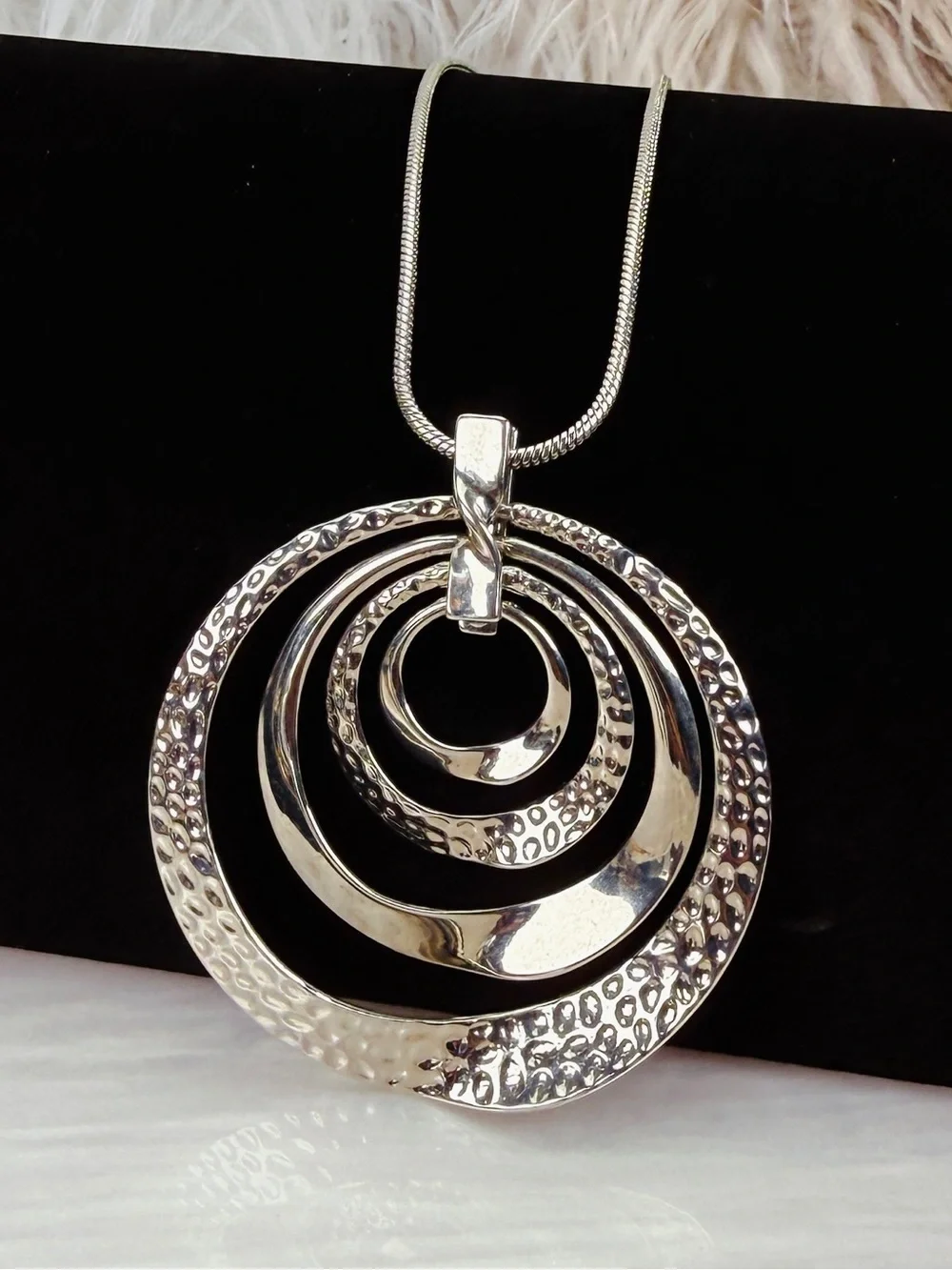 Silver Tone Concentric Circle Hammered Pendant Necklace Sculptural Statement